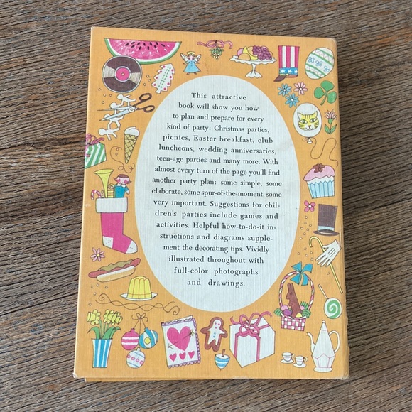 Betty Crocker’s 1960 Party Book First Edition 1st Printing - Picture 4 of 12